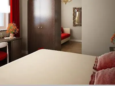 Ar Κωνσταντινούπολη