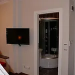 Apartment Ar *